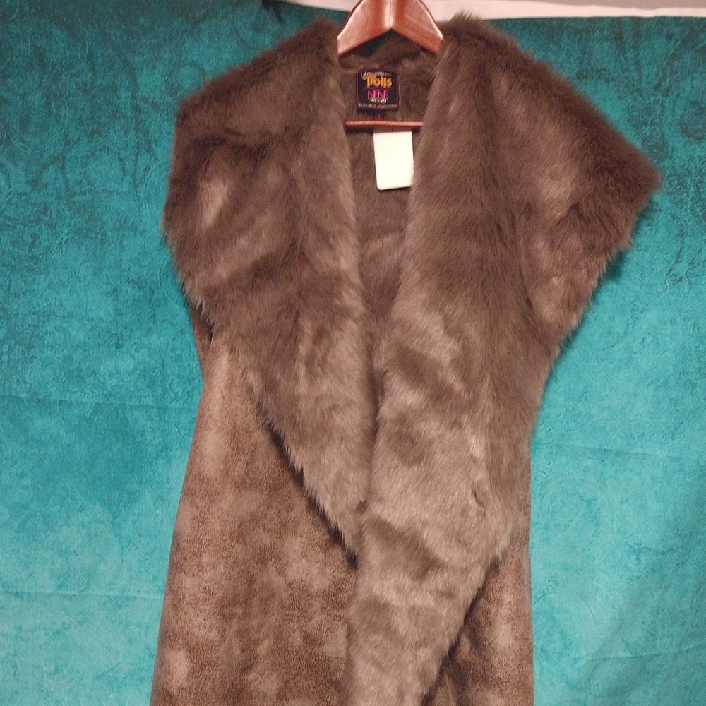 NENE DRAPED FRONT VEST